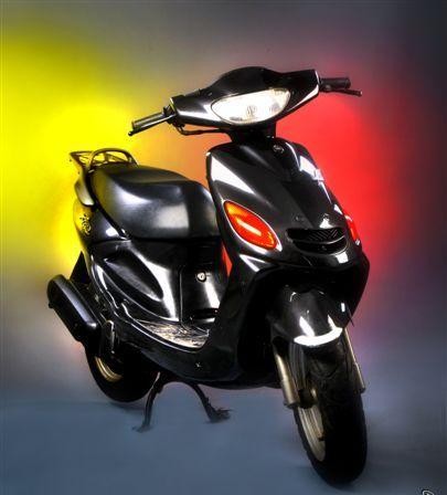 Основное фото Скутер Yamaha Grand Axis 100 (б/у 2001 г.в.)